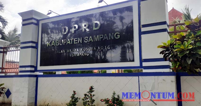 Gedung DPRD Sampang. (zyn)